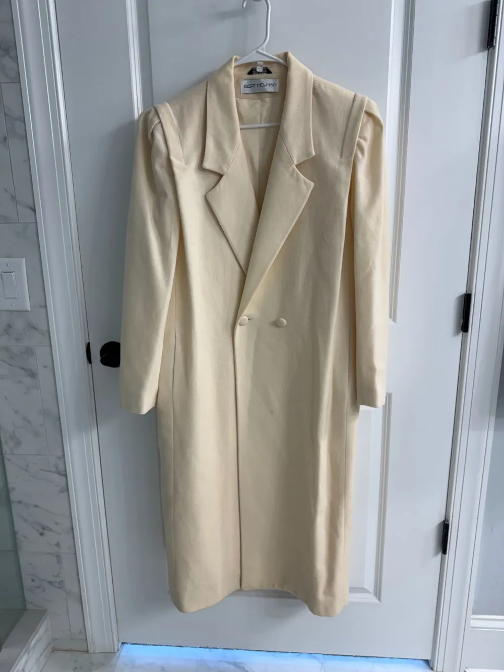 80s White Long Coat (INCOMPLETE) photo 1