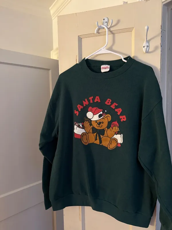 90s Santa Bear Sweatshirt