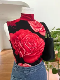 90s Pink & Black Rose Sleeveless Top thumbnail 1