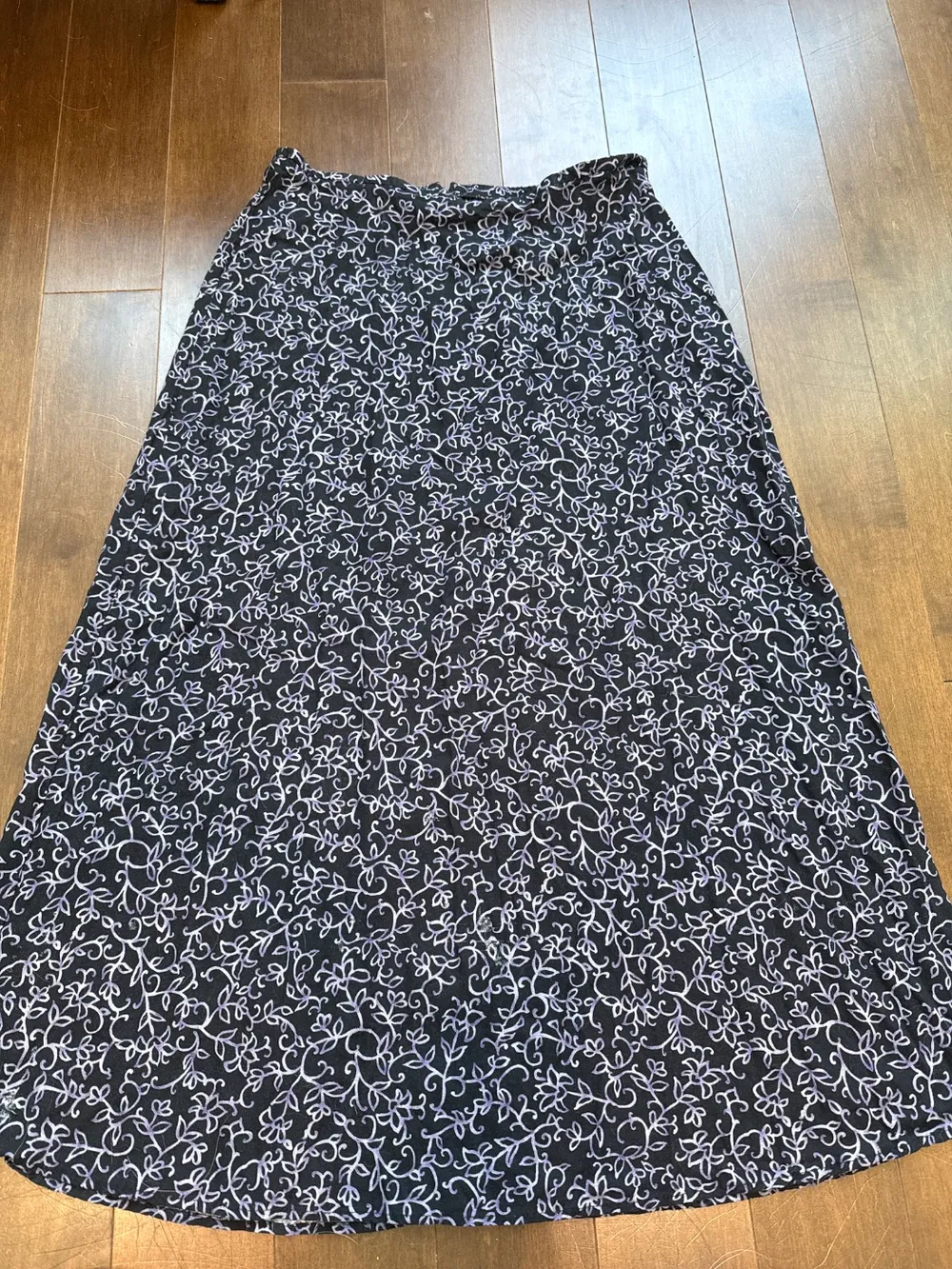 2000s Black & Purple Skirt photo 1