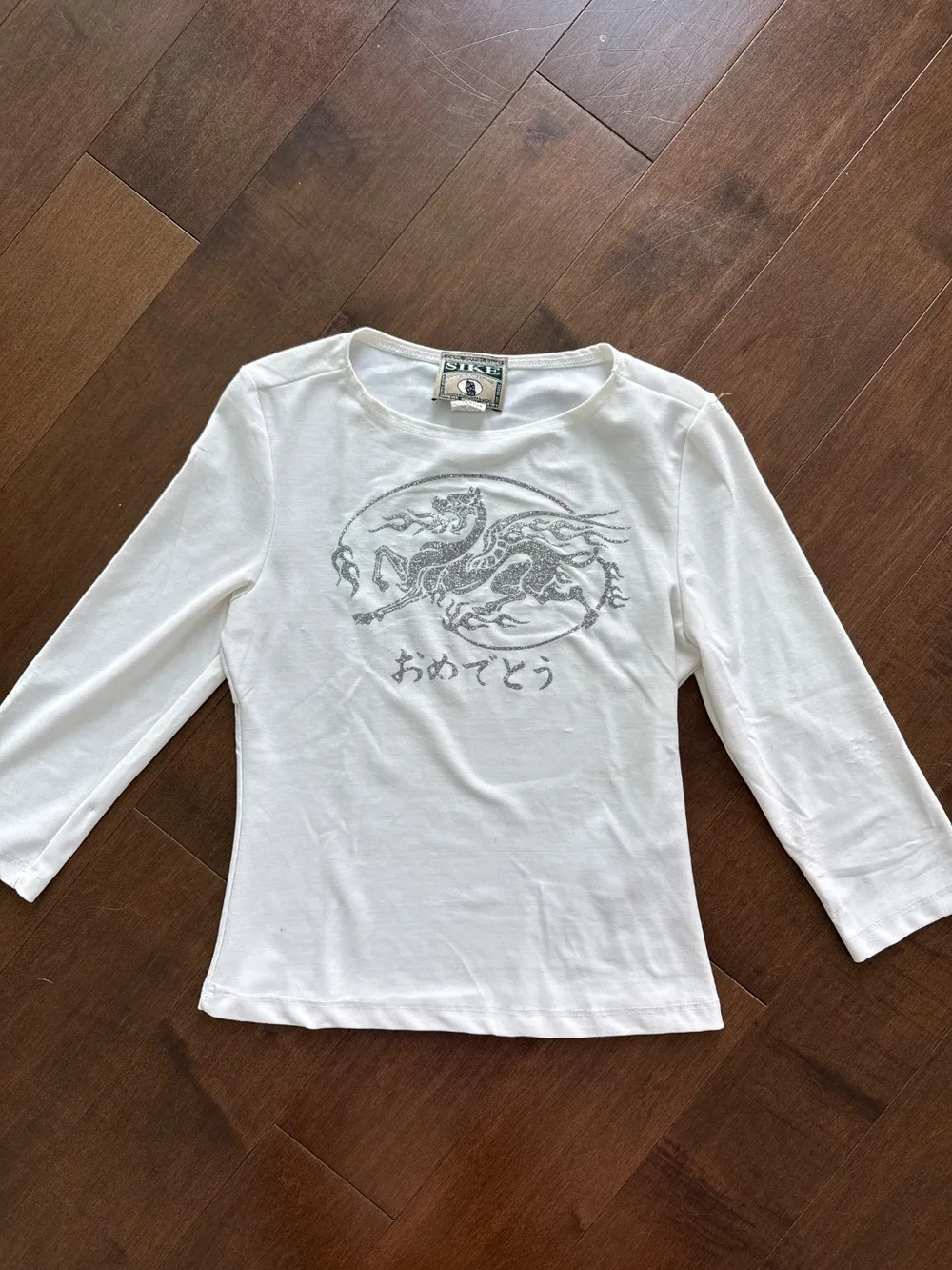 Y2K White Sparkly Dragon Top photo 1