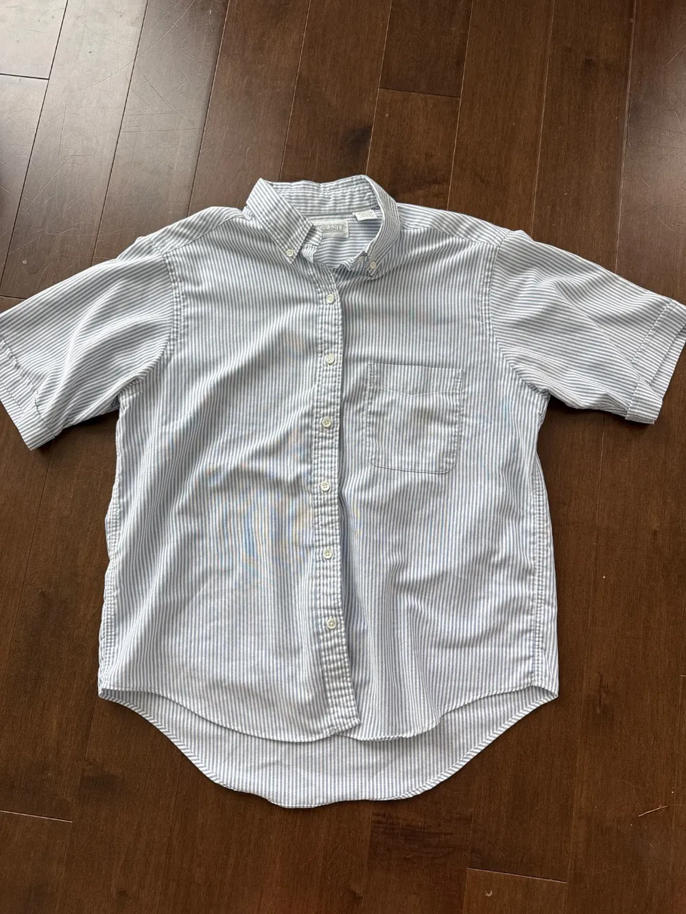 90s Blue & White Striped Short-Sleeved Button-Down photo 1