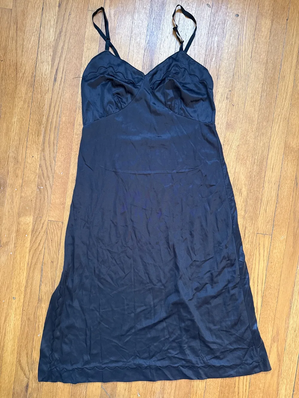80s Black Scalloped Slip photo 1