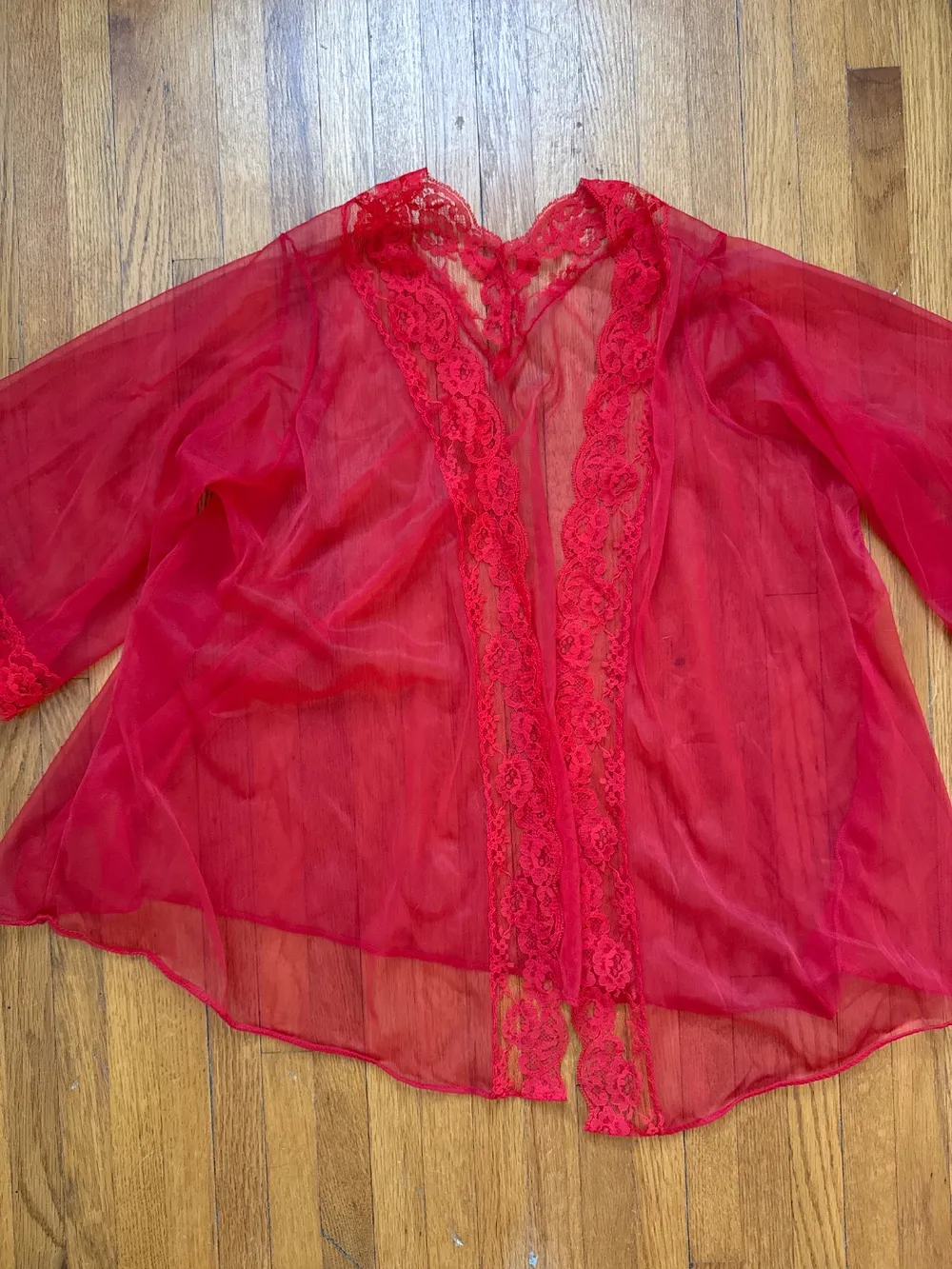 60s/70s Red Lace-Trimmed Short Robe photo 1
