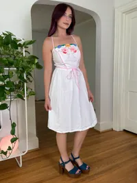 80s/90s White Floral Embroidered Wrap Dress thumbnail 2