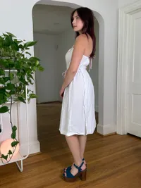 80s/90s White Floral Embroidered Wrap Dress thumbnail 4