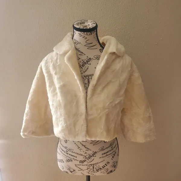 60s White Faux Fur Cropped Jacket
